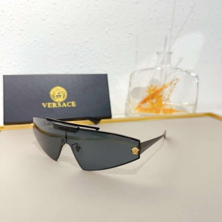 Picture of Versace Sunglasses _SKUfw55237973fw